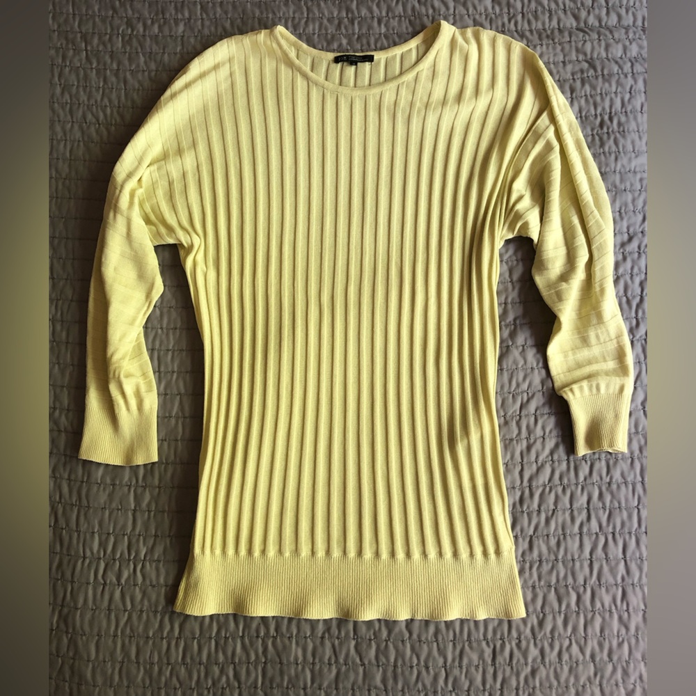 Ribbed Yellow Knit Cotton blend lightweight summer sweater